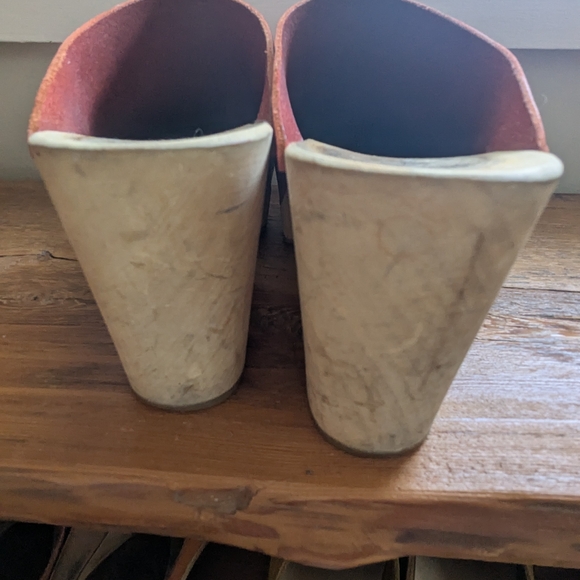 Swedish Hasbeens Red Leather Clogs size 40 GUC - Picture 10 of 13
